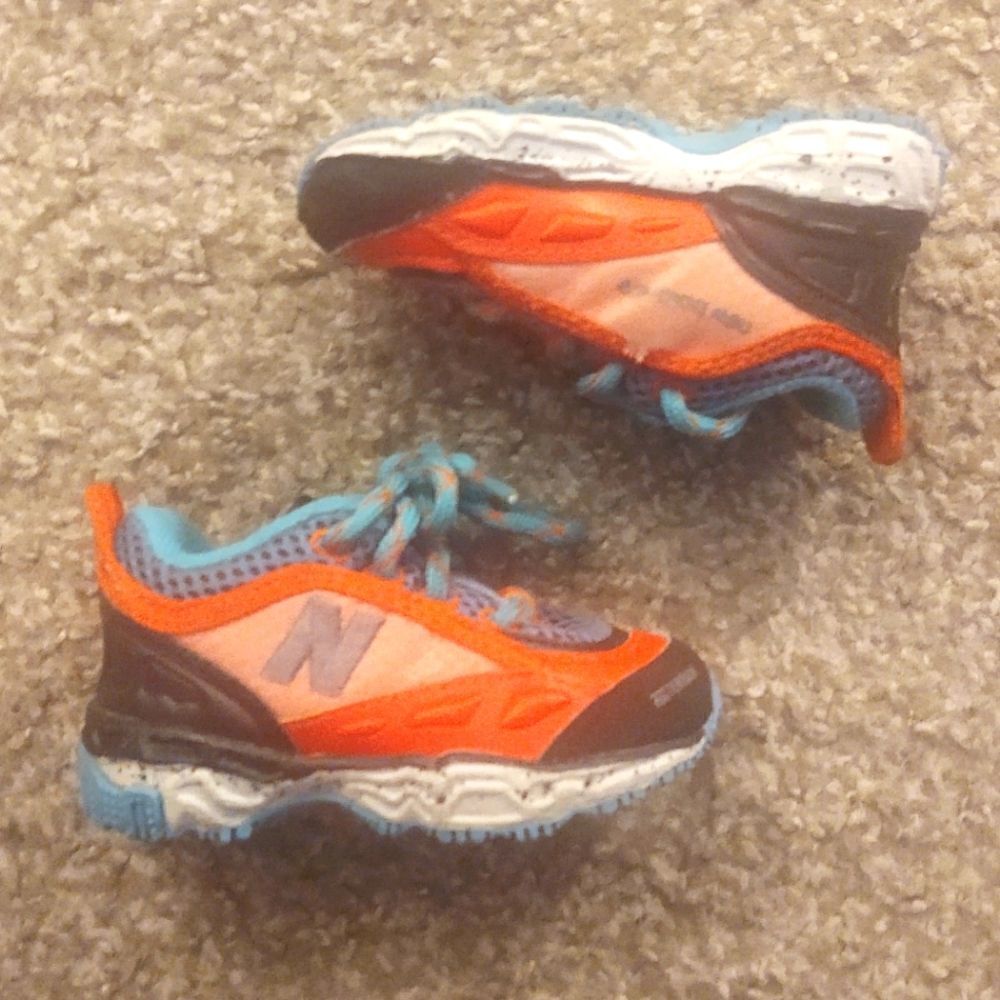 New Balance 801 All Terrain Toddlers Sneakers Red Blue Black IC801FR - Size 4c